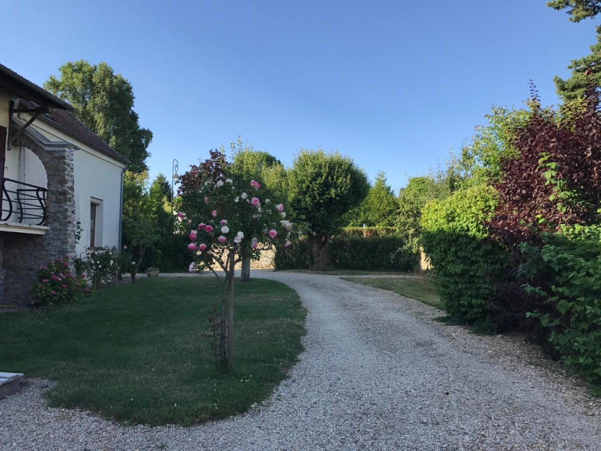 Chambre D'Hotes Romance Saint-Jean-les-Deux-Jumeaux Exteriör bild